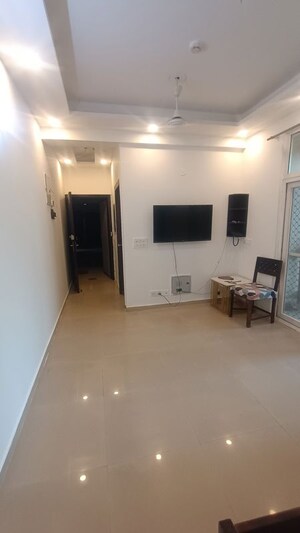 Room in 2 BHK Apartment at Mahagun Mywoods, Sector 16c Greater Noida – for Rent