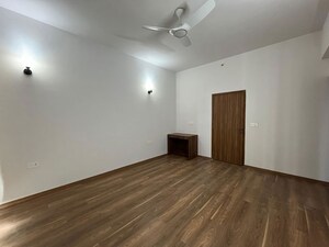 Room in 4 BHK Apartment at Conscient Hines Elevate, Sector 59 – for Rent