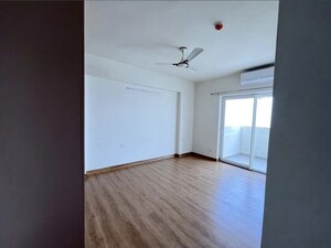 Room in 3 BHK Apartment at Tulip Yellow, Sector 69 – for Sale