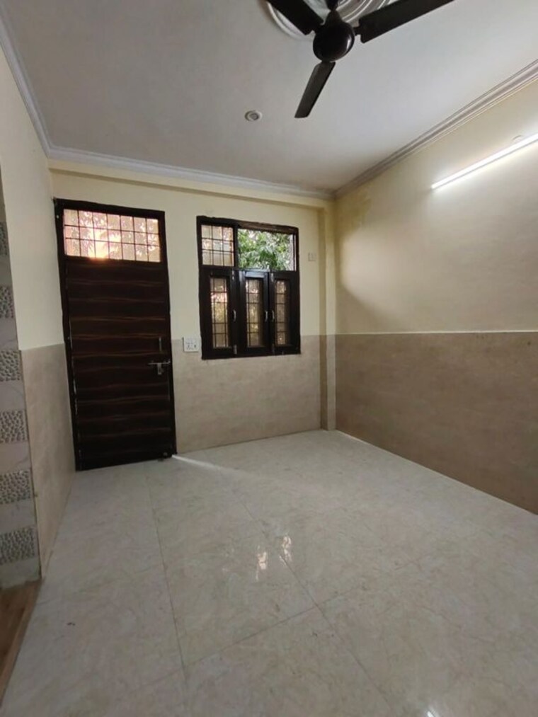 Room, sarita vihar 1 Bedroom 450 Sq.Ft. Independent House In Sarita Vihar Delhi 10768756