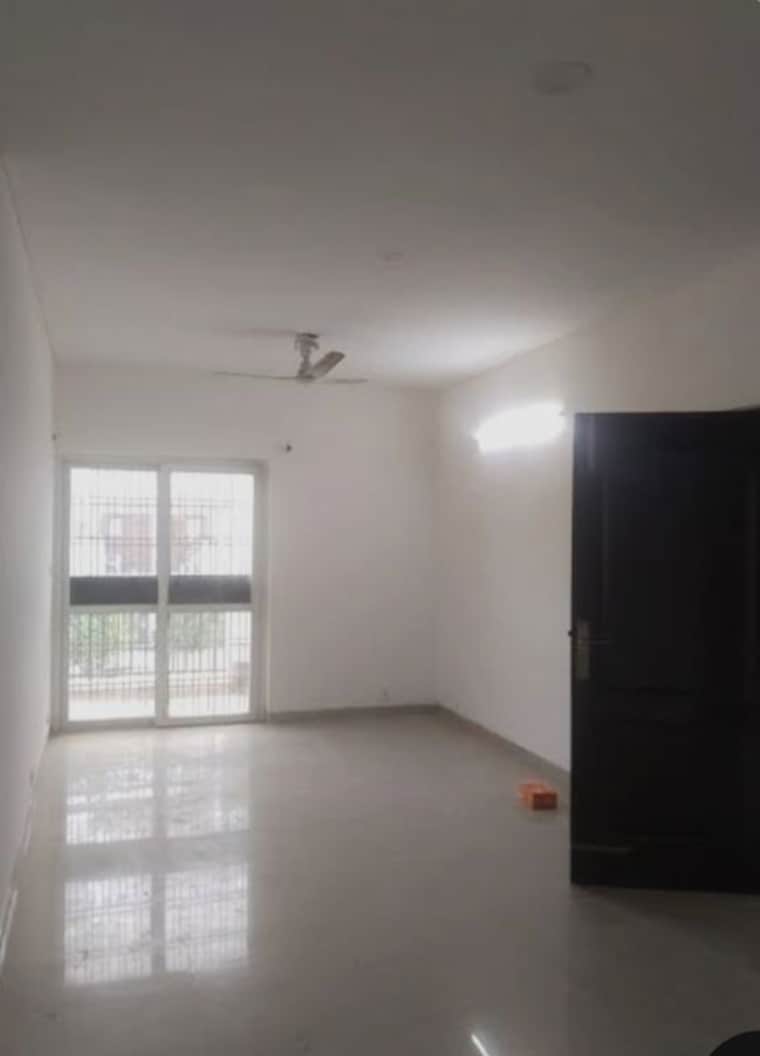 Room, bptp-park-elite-floors 3 Bedroom 250 Sq.Ft. Builder Floor In Sector 85 Faridabad 10768760