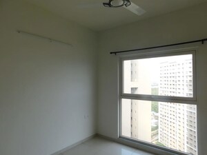 Room in 2 BHK Apartment at Sobha Dream Gardens, Thanisandra Main Road – for Rent