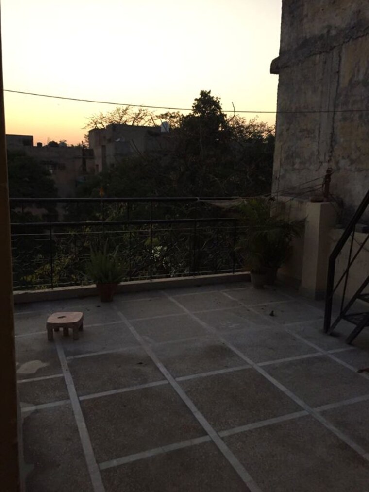 Balcony, sarita vihar 1 RK 230 Sq.Ft. Independent House In Sarita Vihar Delhi 10768773
