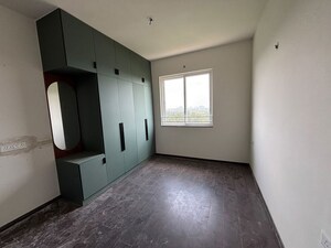 Room in 2 BHK Apartment at Puravankara Purva Zenium, Hosahalli – for Rent
