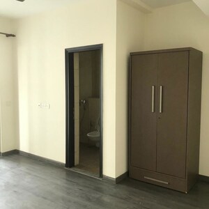 Room in 3 BHK Apartment at Tata Primanti-Tower Residences, Sector 72 – for Rent