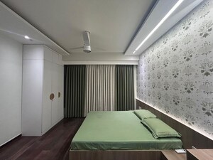 Bedroom in 4 BHK Apartment at Tata Primanti-Tower Residences, Sector 72 – for Rent