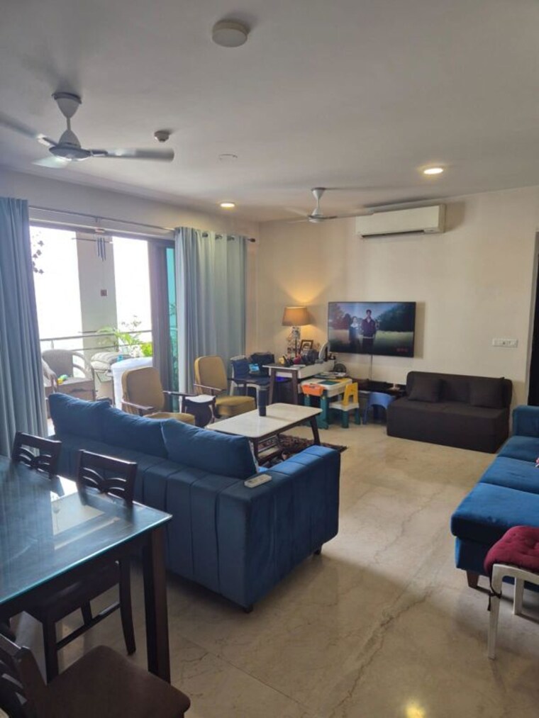 Living Room, tata-primanti-tower-residences 3 Bedroom 2550 Sq.Ft. Apartment In Sector 72 Gurgaon 10753046