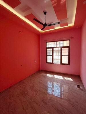 Room in 4 BHK Independent House at Turner Road – for Sale
