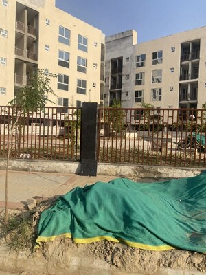 3.5 BHK Builder Floor – Exterior View View at Signature Global City 81, Sector 81 - for Rent