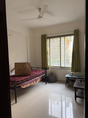 Room in 3 BHK Apartment at Sukhwani Elmwoods, Pimple Saudagar – for Rent