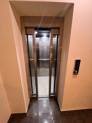 Building Lobby in 3 BHK Builder Floor at Sushant Lok I – for Rent
