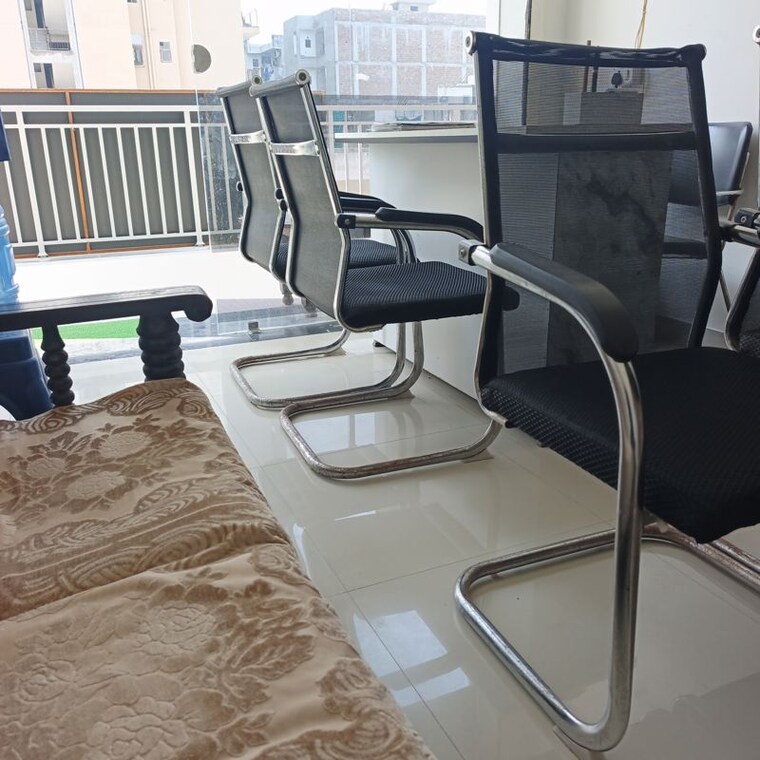 Team Area, s3-green-avenue Commercial Shop 350 Sq.Ft. In Sector 85 Faridabad 10768867
