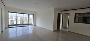 Room in 4 BHK Apartment at Hubtown Seasons, Chembur – for Rent