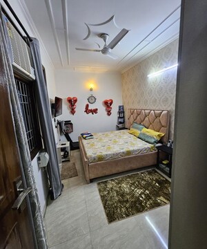 Bedroom in 3 BHK Apartment at Saket – for Rent