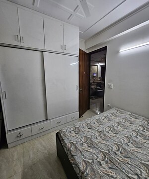 Bedroom in 3 BHK Apartment at Saket – for Rent