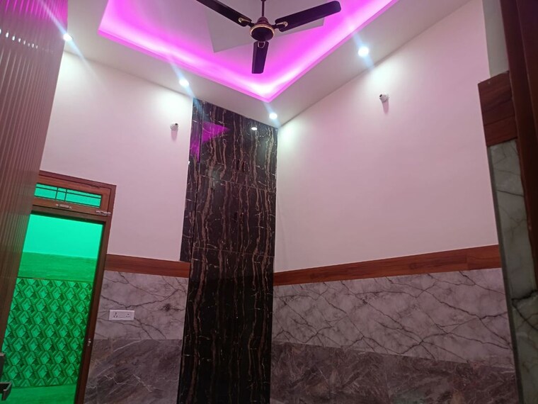 Bedroom, govindpuri 3 Bedroom 107 Sq.Yd. Villa In Govindpuri Ghaziabad 10768916