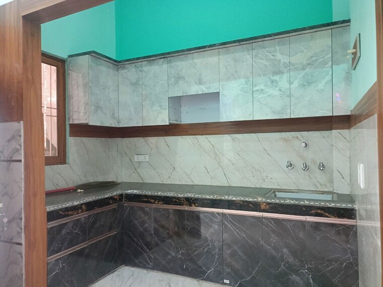 Kitchen, govindpuri 3 Bedroom 107 Sq.Yd. Villa In Govindpuri Ghaziabad 10768916