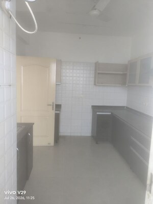 Kitchen in 4 BHK Apartment at Parsvnath Exotica, Sector 53 – for Rent