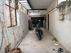 Parking in 4 BHK Independent House at Indira Nagar – for Rent