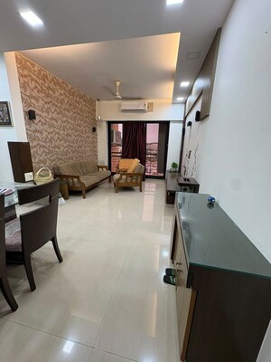 Hall in 1 BHK Apartment at K Raheja Heights, Malad East – for Rent
