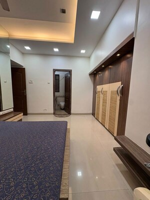 Bedroom in 1 BHK Apartment at K Raheja Heights, Malad East – for Rent
