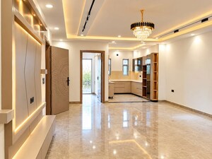  Builder Floor For Sale in BPTP District 3, Sector 85