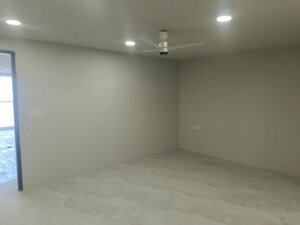 Room in 2 BHK Apartment at Vasant Kunj – for Rent