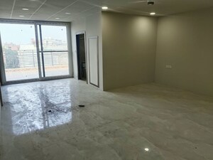 Room in 2 BHK Apartment at Vasant Kunj – for Rent