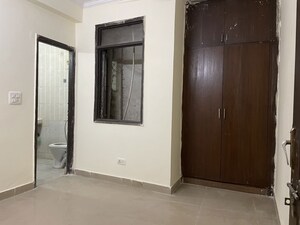Room in 2 BHK Builder Floor at Neb Sarai – for Rent