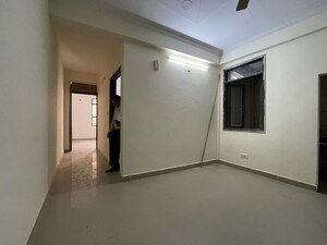 Room in 2 BHK Builder Floor at Neb Sarai – for Rent
