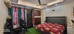 Bedroom in 3 BHK Apartment at Safdarjung Enclave – for Sale