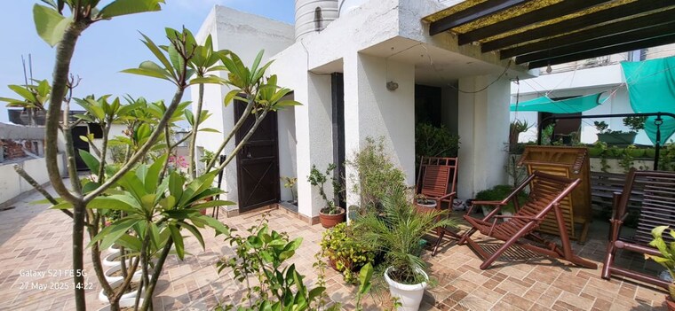 Exterior View, safdarjung enclave 3 Bedroom 1850 Sq.Ft. Apartment In Safdarjung Enclave Delhi 10769044