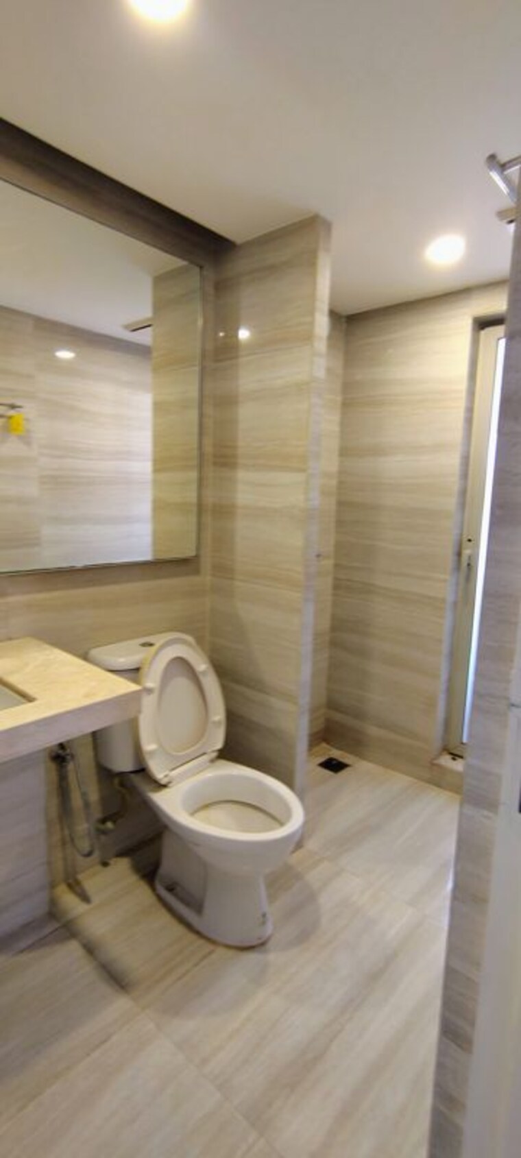 Bathroom, hiranandani-estate-barca 2 Bedroom 704 Sq.Ft. Apartment In Ghodbunder Road Thane 10769045