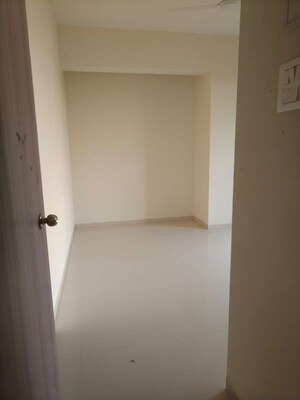 Room in 2 BHK Apartment at USD Unique Vistas, Manpada – for Rent