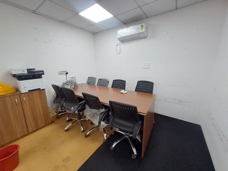 Team Area, sector 63 Commercial Office Space 1800 Sq.Ft. In Sector 63 Noida 10769051