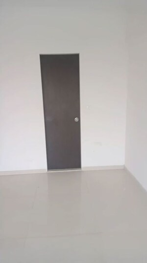 Bedroom in 2 BHK Apartment at Chembur – for Rent