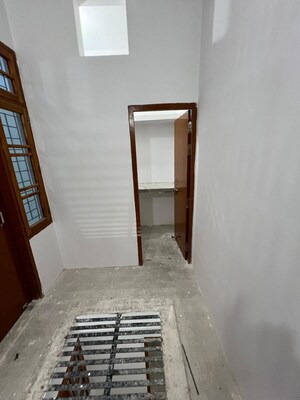 Staircase in 2 BHK Builder Floor at Chinhat – for Rent