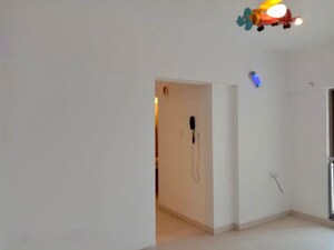 Room in 1 BHK Apartment at Lodha Splendora, Ghodbunder Road – for Rent