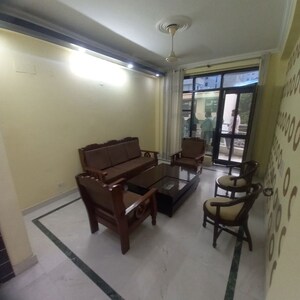 Living Room in 3 BHK Builder Floor at Uppal Southend, Sector 49 – for Rent