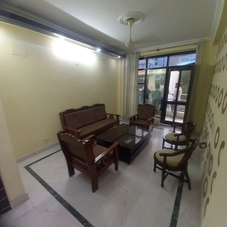 Living Room, uppal-southend 3 Bedroom 1800 Sq.Ft. Builder Floor In Sector 49 Gurgaon 10769084