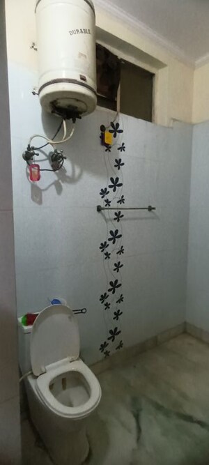Bathroom in 3 BHK Independent House at Sector 16 – for Rent