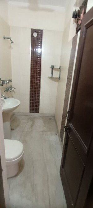 Bathroom in 3 BHK Independent House at Sector 16 – for Rent