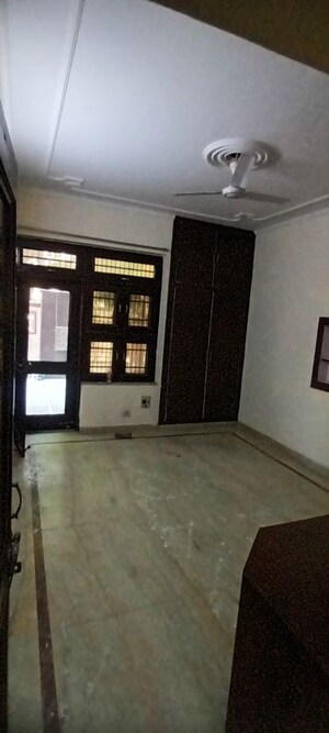 Furnished Amenities in 3 BHK Independent House at Sector 16 – for Rent