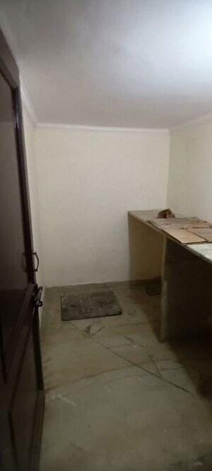 Furnished Amenities in 3 BHK Independent House at Sector 16 – for Rent
