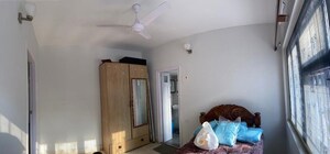 Room in 2 BHK Apartment at Bandra West – for Rent