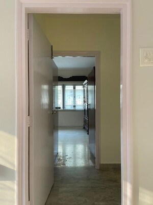 Room in 2 BHK Apartment at Bandra West – for Rent