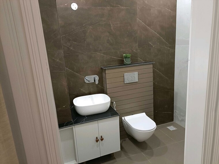 Bathroom, urban-the-zirk 3 Bedroom 1750 Sq.Yd. Apartment In Nabha Zirakpur 10769140