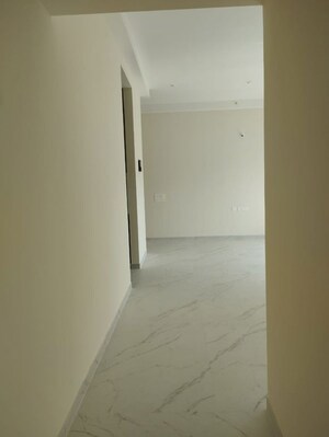 Room in 3 BHK Apartment at Kumar Megapolis Mystic, Hinjewadi – for Rent