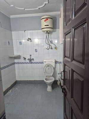 Bathroom in 6+ BHK Villa at Hemkunt Colony – for Rent