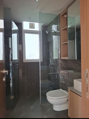 Bathroom in 4 BHK Apartment at Rosemary Palm Floors, Dlf Phase iv – for Rent